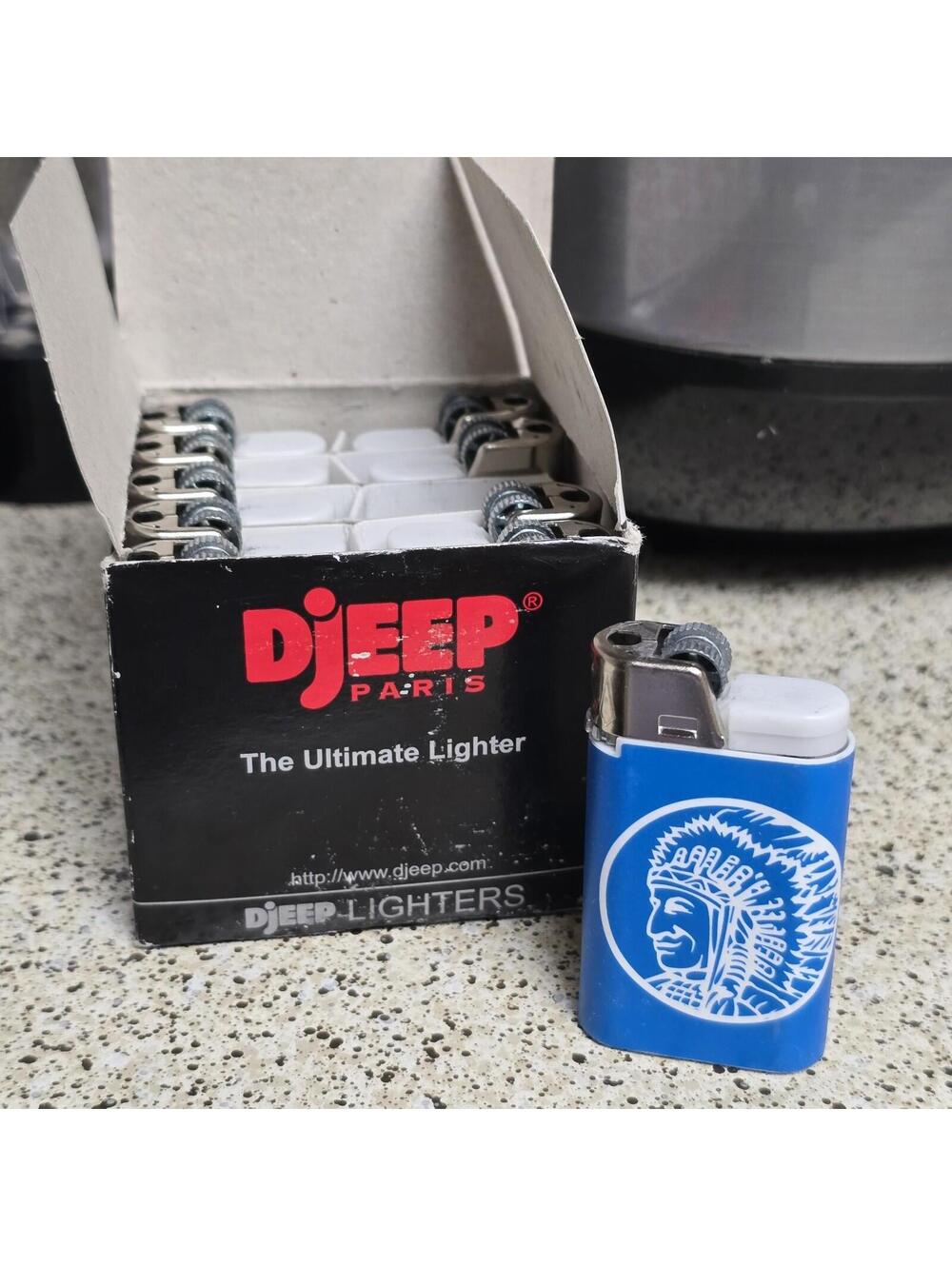 DjEEP Rare 10 Pcs Lighters Lucky Strike Cigarette Advertising